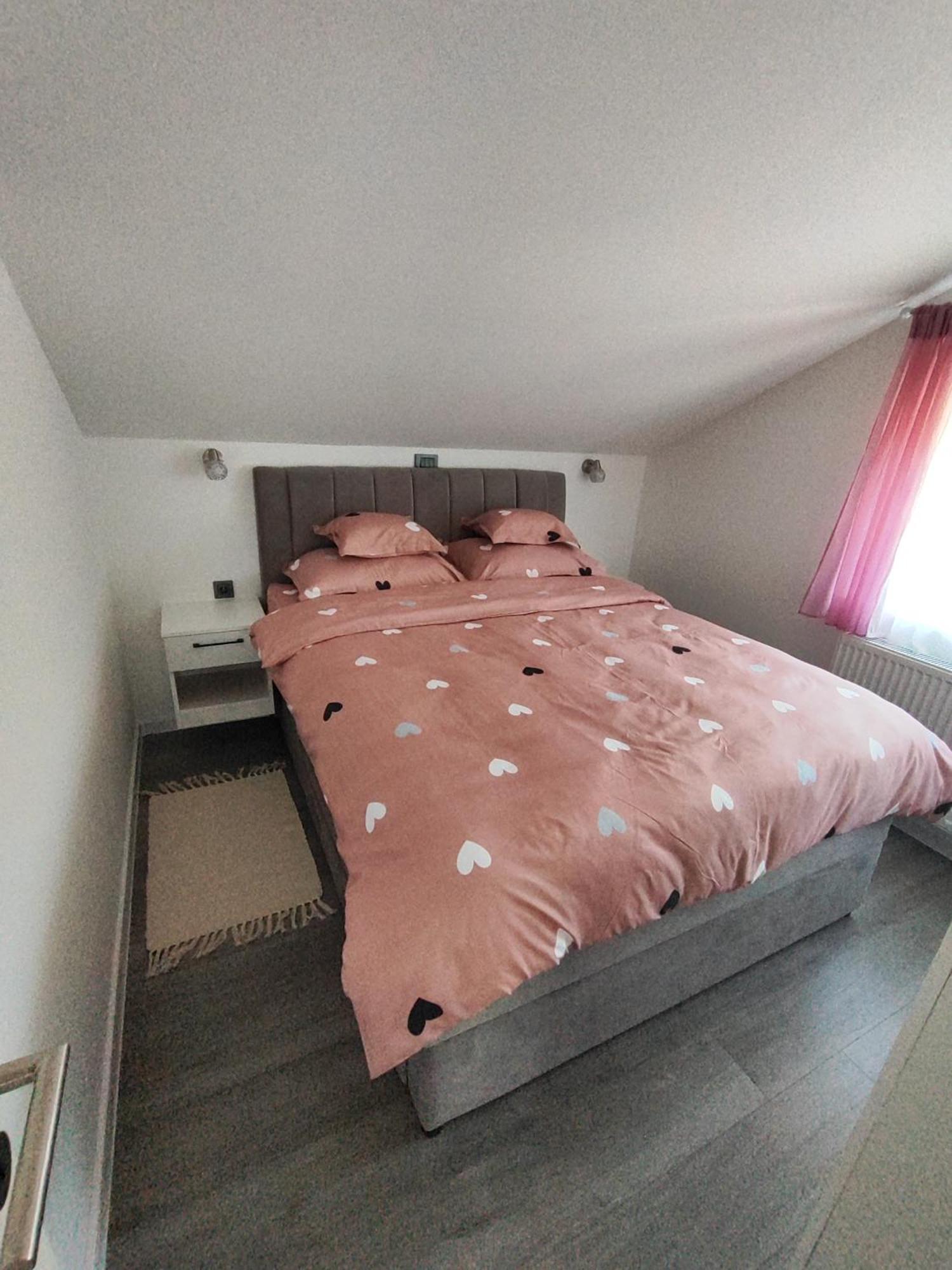 Happy Moments 1 Apartman Gornje Jesenje Kültér fotó